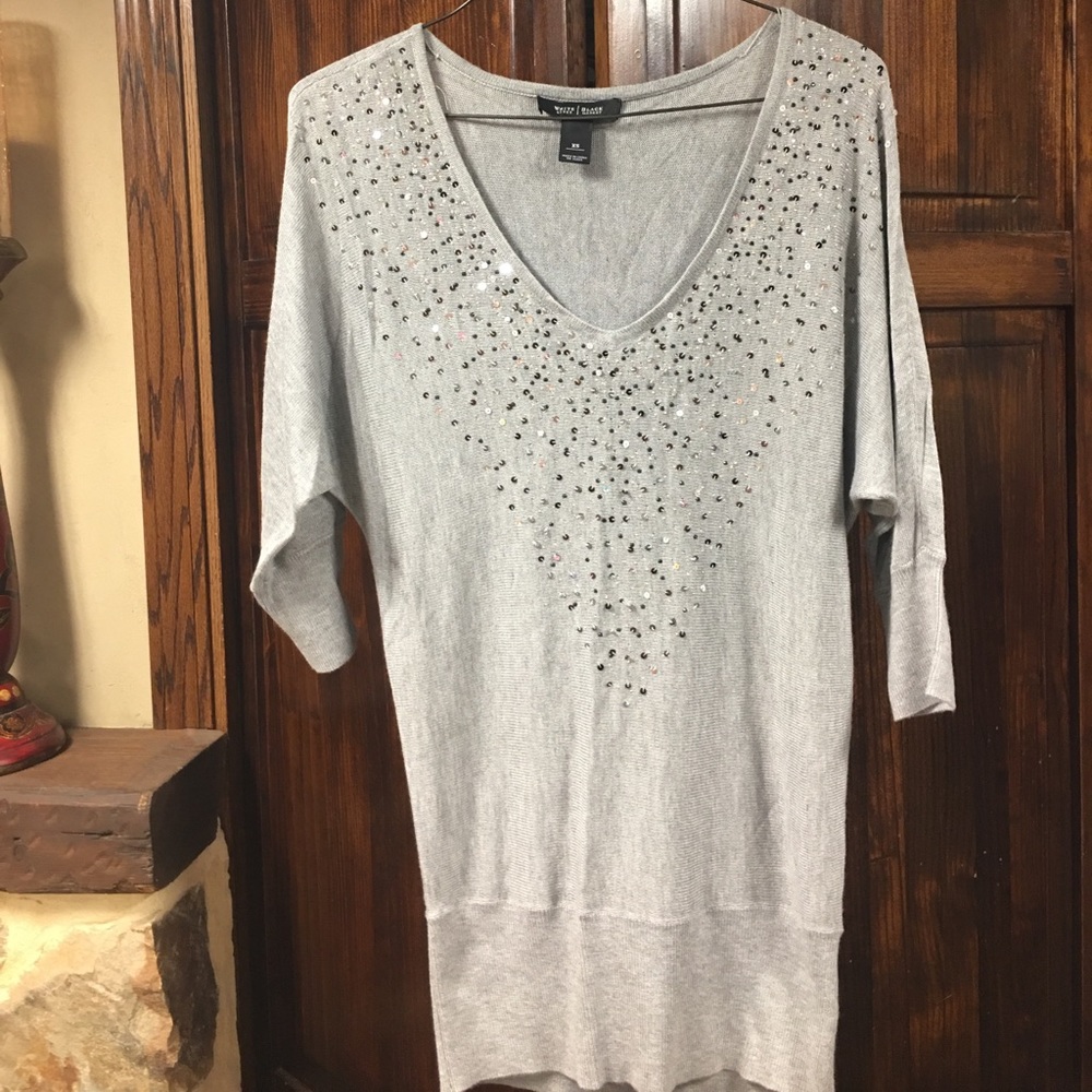 Woman's Size XS White House black Market tunic